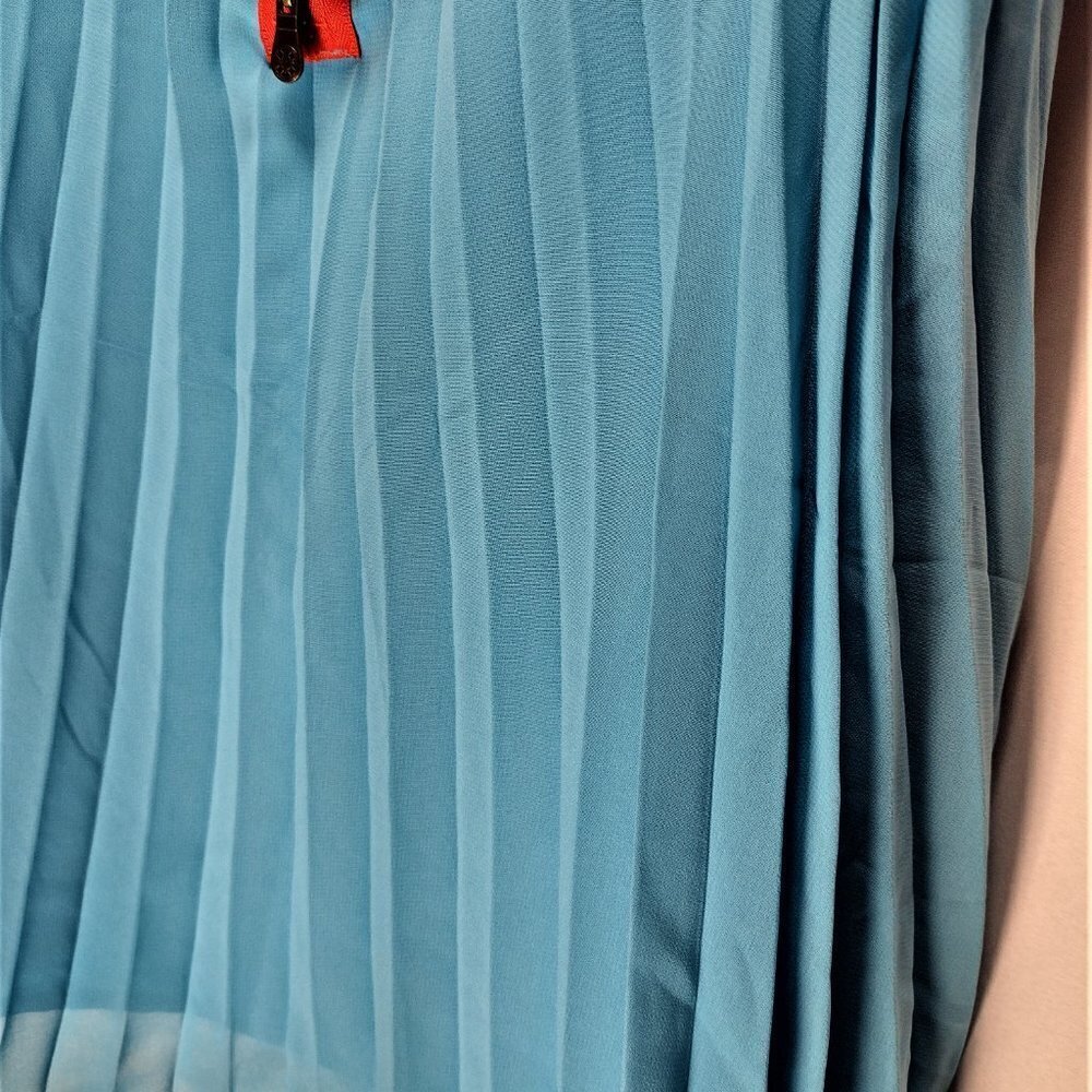 Nicole by Nicole Miller Orange And Blue Sleeveless High Neck Zipper Tank Top - Picture 8 of 9